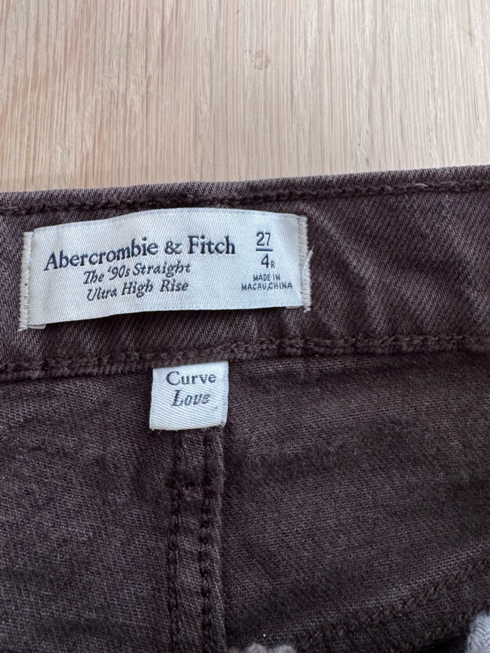 Abercrombie & Fitch Curve Love The ‘90s Straight Ultra High Rise Jeans Size 27 - Picture 3 of 8